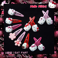 🔥 ins 🔥 Kẹp tóc Hello Kitty Phụ kiện tóc dễ thương cho bé gái 2025 Y2K Cô Gái Ngọt Ngào Phụ Kiện Tóc có hàng sẵn kẹp tóc nữ ✍Ăn Fart Bông Tai Kẹp Dễ Thương Kitty Hello Kitty bb Bộ Sưu Tập Trái Đất Thoáng Mát Cô Gái Mềm Mại Em Gái Kẹp Tóc Bên Kẹp Nổ Kẹp☁