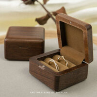 🔥 Ngày Lễ Tình Nhân Nhẫn Gỗ 🔥 ins Hộp nhẫn đính hôn cầu hôn Hộp đựng hoa tai Hộp nhẫn Hộp Cao Cấp Trang Sức Cưới có hàng sẵn ❧Trung Quốc Retro Gỗ Chắc Chắn Đen Quả óc chó Nhẫn Sáng Tạo Lễ Cưới Cầu Hôn Cao Cấp Nhẫn Gỗ Hộp Trang Sức☁