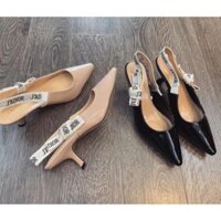 🌟 RẺ ĐẸP J Giày Sandal da bóng gót 6p dior fullbox bill túi cao cấp . . HÚT hồn quý cô 1. Mã001 . 2020 .. .. . . . . ྲ