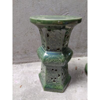 01 chiếc đôn gốm Bát Tràng