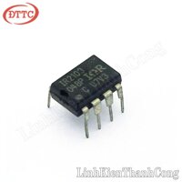 01 Chiếc IC Nguồn IR2103 DIP8