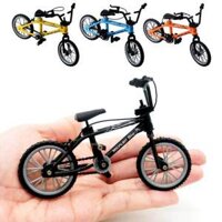 01 Mô hình chiếc xe đạp thể thao BMX loại nhỏ chất liệu kim loại dành cho bé trai - INTL