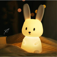 050102Thỏ silicone USB Đèn ngủ LED đầu giường bạn đồng hành ngủ bảo vệ mắt ánh sáng vỗ nhẹ cầu vồng đèn đổi màu ánh sáng