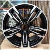 067 Mâm đúc xe hơi ô tô 13 inch