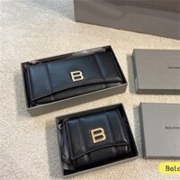 1: 1 Balenciag Phong Cách Mới Bé Gái Tất Cả Trận Đấu Ví Da Bò Trơn Sáng Bóng Ví Mini 10.9 X7.9 X4.8cm Số:6002121Khóa vàng