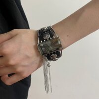 1 Chiếc Thời Trang Châu Âu Và Mỹ Da Rộng Chắp Vá Đồng Hồ Chữ Thập Hình Tua Rua Vòng Tay