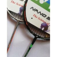 1 đôi vợt cầu lông yonex loại đẹp
