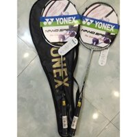 1 đôi vợt cầu lông yonex loại đẹp