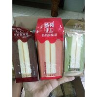 (10 cái) Bánh bông lan tam giác 3 vị dâu, socola, matcha