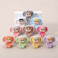 10 chiếc Velvet Sitting Cry Girl 3D Resin Charms cho DIY (4-337)