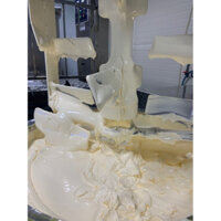 1000gam kem body kháng nước make up thường