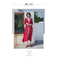 10.10 ⚡ | HOT | | Sales Hè | Váy thổ cẩm đỏ dáng dài cổ chữ V . Chất lượng oke __ . .