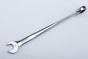 Cờ lê vòng miệng tay đòn tự động Sata 46304 11mm