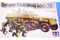 1/35 German Hanomag Sdkfz 251/1 w/soldiers