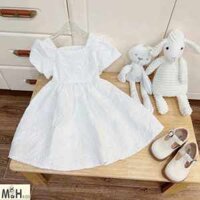 15-35kg Váy công chúa tiểu thư màu trắng xòe bồng bềnh chất gấm mềm có nơ sau bảng to