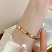 1609 Bộ Sưu Tập Người LOVE Vuông Rắn Xương Vòng Tay Nữ 2024 Retro Niche Thiết Kế Cao Cấp Thép Titan Cặp Đôi Vòng Tay 1609 Người Bộ Sưu Tập Tình Yêu Vuông Rắn Vòng Tay Nữ 2024 Retro Niche Thiết Kế Cao Cấp Thép Titan Vòng Tay Cặp Đôi 3.8