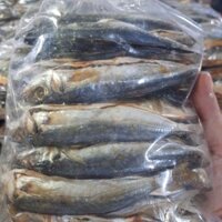 1Kg Cá khô nục ( cá nục  khô) Nghệ An vị nhạt chưa qua ướp muối, thịt dai ngọt, không chất bảo quản