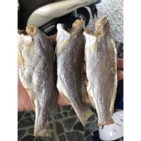 1kg khô cá đù mặn  loại lớn 20-25 con