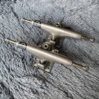 2 CHIẾC 148MM T HUNDER XE TẢI ĐÔI HOLLOW SUPER LIGHT BẠC ĐEN SKATEBOARD TRUCK PRO