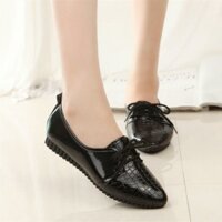 2024 mùa xuân và mùa thu mũi nhọn giả da rắn Mẫu đậu đế đơn giản giày y tá Giày bà bầu Giày nữ đế bằng dễ phối