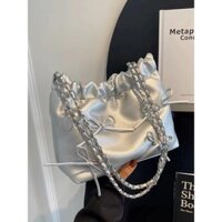 2024 Phong Cách Mới Thời Trang Nhật Bản y2k Tất Cả Trận Đấu Túi Đeo Vai Bằng Da pu Dung Tích Lớn Dây Xích Đeo Ngang Túi Nữ