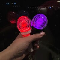 2025 Kpop 2NE1 Mini Light Stick Móc khóa Sáng tạo Đèn Laser Móc khóa Túi Mặt dây chuyền LightStick Key Tinings Người hâm mộ Bộ sưu tập Faith Lee Ciel Park Bom Sandara Park Minzy / Kong Min Ji