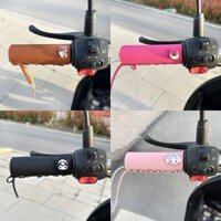 2025 Sản Phẩm Mới Xe Điện Tay Cầm Bao Da Chống Trơn Trượt Tay Cầm Ba Bánh Tay Cầm Bao Găng Tay Retro Tay Cầm Xe Máy Bao Da20250320