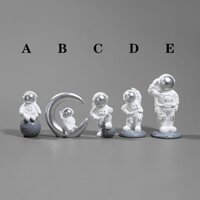 2465 Người Bộ Sưu Tập Phi Hành Gia Đồ Trang Trí Phi Hành Gia Nhỏ Mô Hình Xe Hyundai Nhà Phòng Khách Để Bàn Trang Trí Ô Tô Quà Tặng Sinh Nhật Đồ Trang Trí Nhỏ 0219