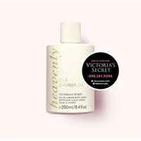 (250ml-Bill Mỹ) Sữa tắm dạng dầu Heavenly (chữ nghiêng) gỗ đàn hương, vani và hoa mẫu đơn trắng, Victoria's Secret