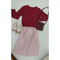 [2hand] Set chân váy midi dài xếp ly màu hồng và áo len đỏ