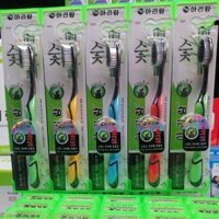 30 chiếc bàn chải than tre Hàn Quốc