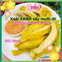 300g xoài sấy muối ớt vẫn còn vị chua chua của xoài xanh, kèm muối tây ninh cay