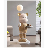 [4 MÀU] Tượng gấu bearick mặc áo sơmi thắt cà vạt 1M15 bưng khay và cầm đèn mặt trăng đứng trên bậc trang trí sang trọng