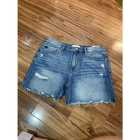 4329: Quần Shorts Jeans Cotton Co Giãn Màu Xanh Trung (TẶNG KÈM 1 SET VỚ OLD NAVY)