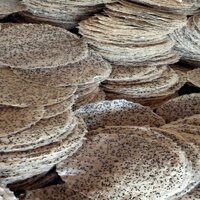 [45 cái] Bánh tráng mè dừa nướng tây ninh r (Nhiều mè chưa nướng/)