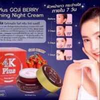 4k plus kem trị mụn berry đỏ