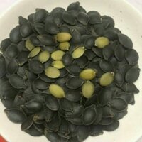 500g - 1kg hạt bí mèo đen ( chín)