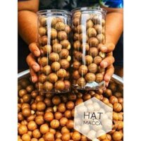 500G Hạt macca Úc đã được ép nứt vỏ rất dễ tách với dụng cụ trong mỗi hộp.