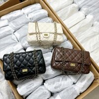 7629# Túi Basic vân trám khóa xoay