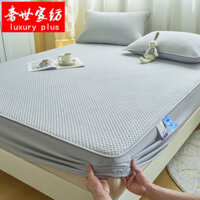 A Summer Ice Silk Bed Sheet Full Surround Bed Cover1.8Machine Washable Quilted Mattress Protector Set of Three for Rice Cooling Mat BAFG