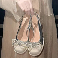 (A121) Giày Cao Gót Mũi Tròn Màu Bạc Đính Nơ Ngọc Phối Dây Gót 4,5cm Giày Cao Gót Vuông Phong Cách Hàn Quốc❤️