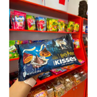 🍫🧙♂️🪄 SOCOLA SỮA PHIÊN BẢN ĐẶC BIỆT HALLOWEEN CỦA MỸ HERSHEY’S KISSES MILK CHOCOLATE HARRY BOTTER WIZARDING WORLD 269G