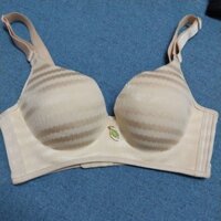 AB07. Áo nâng ngực size 32