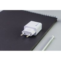 Adapter sạc USB 2.1A Umetravel A1 trắng