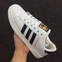 Adidas trơn tem vàng