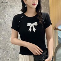 [Alasuo] Áo thun dệt kim mùa hè dành cho nữ 2025 Áo thun in hình đinh tán chất lượng cao mới Slim-Fit Elegant Commuter Top Hợp thời trang [SG]