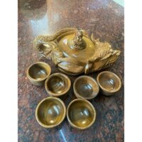 Ấm chè gỗ bách xanh