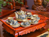 Ấm chén giả cổ bọc đồng vẽ đồng quê dáng Vuốt S2 (không có khay)