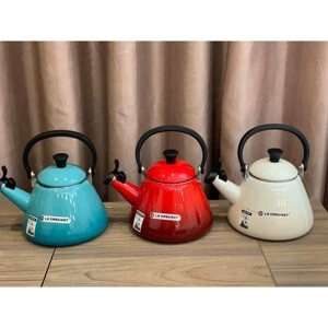 Ấm đun nước Le Creuset Kone - 1.6L