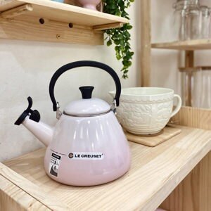 Ấm đun nước Le Creuset Kone - 1.6L